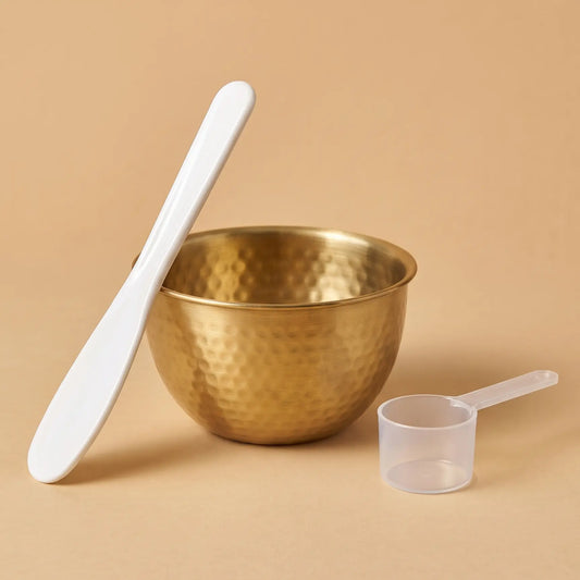 Sona Ritual Tool Set: hammered brass bowl, white spatula and 50 ml measuring scoop